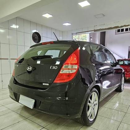 HYUNDAI I30 2.0 MPFI GLS 16V GASOLINA 4P AUTOMÁTICO HYUNDAI I30 2.0 MPFI GLS 16V GASOLINA 4P AUTOMÁTICO